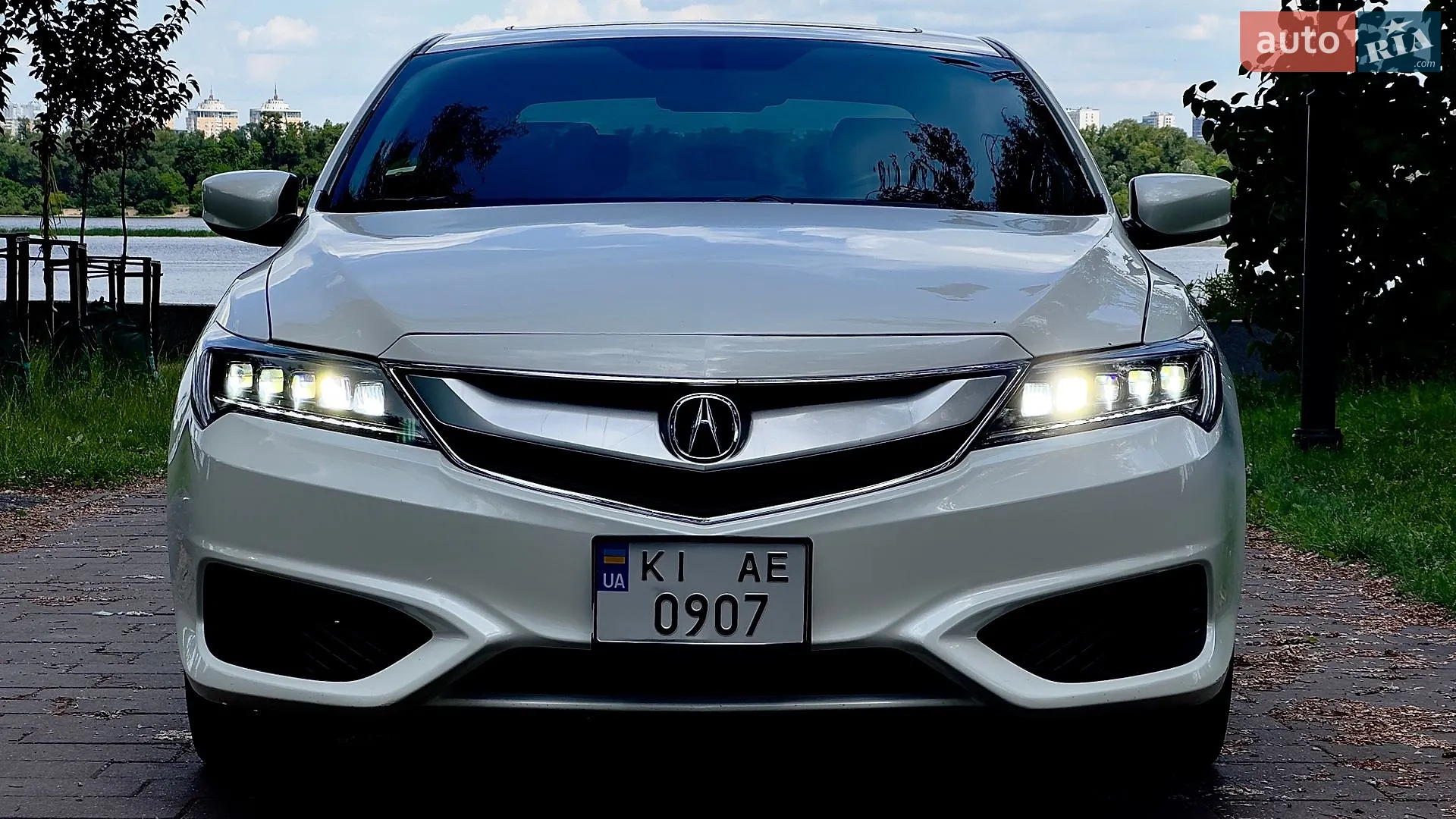 2017 Acura ILX - мініатюра 31