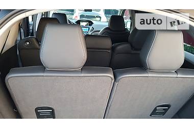 Позашляховик / Кросовер Acura MDX 2014 в 
