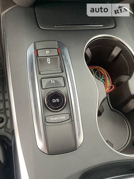 Позашляховик / Кросовер Acura MDX 2017 в Києві