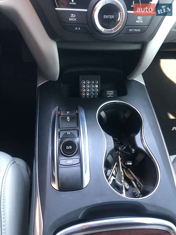 Внедорожник / Кроссовер Acura MDX 2016 в Черкассах