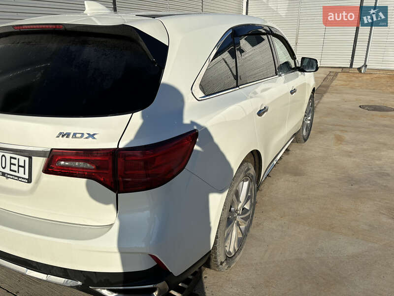 Позашляховик / Кросовер Acura MDX 2017 в Чернівцях