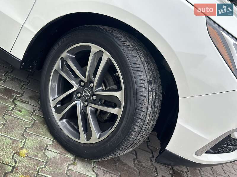 Внедорожник / Кроссовер Acura MDX 2016 в Киеве