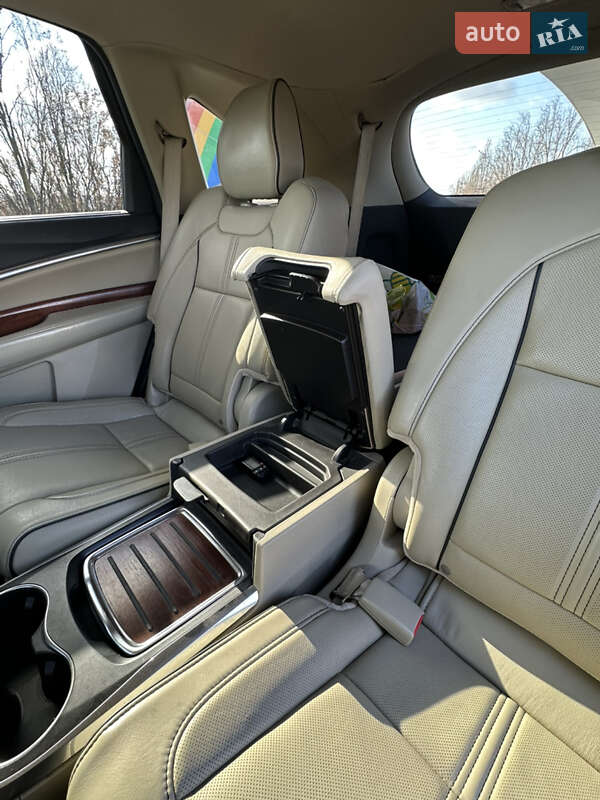 Позашляховик / Кросовер Acura MDX 2017 в Запоріжжі фото 38 Позашляховик / Кросовер Acura MDX 2017 в Запоріжжі