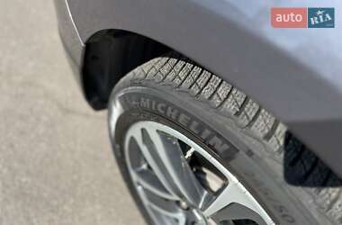 Внедорожник / Кроссовер Acura MDX 2017 в 