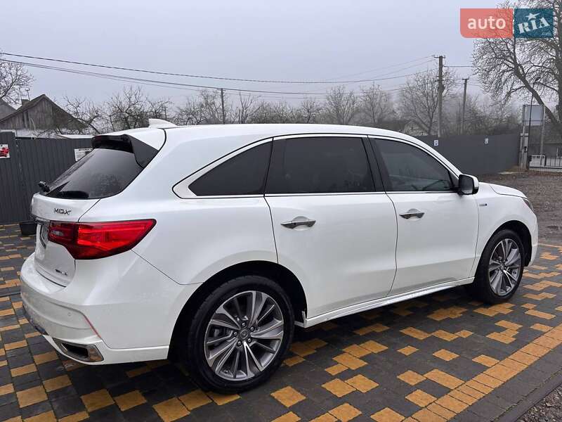 Позашляховик / Кросовер Acura MDX 2018 в Львові