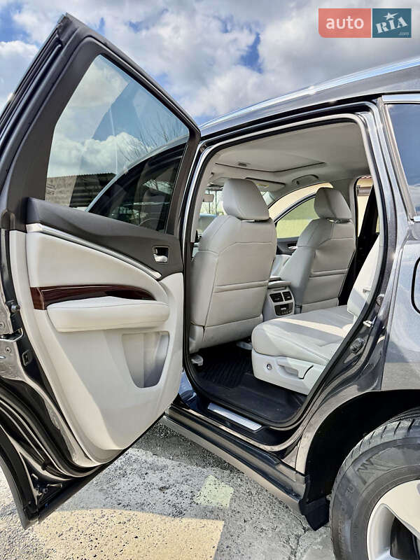 Позашляховик / Кросовер Acura MDX 2016 в Києві