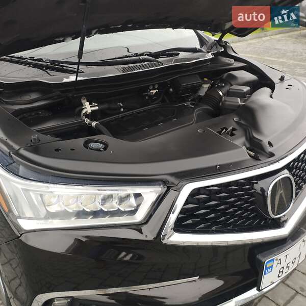 Позашляховик / Кросовер Acura MDX 2017 в Івано-Франківську