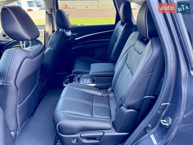 Позашляховик / Кросовер Acura MDX 2017 в Києві