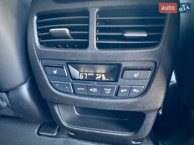 Позашляховик / Кросовер Acura MDX 2017 в Києві