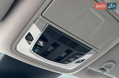 Позашляховик / Кросовер Acura MDX 2021 в 