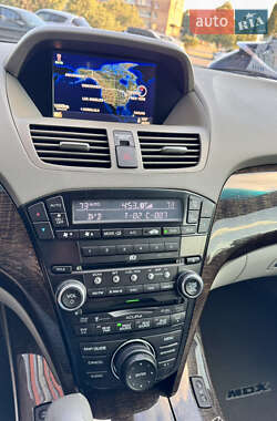 Позашляховик / Кросовер Acura MDX 2011 в 