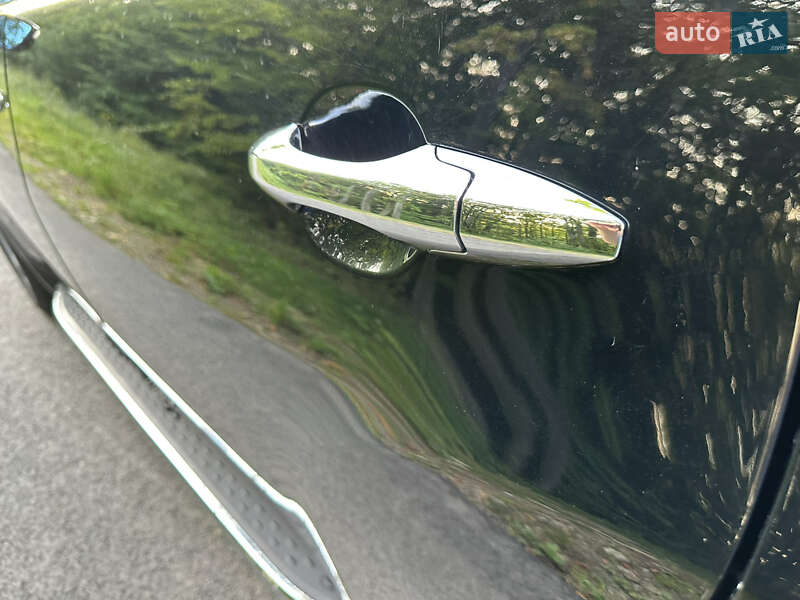 Позашляховик / Кросовер Acura MDX 2012 в Стрию