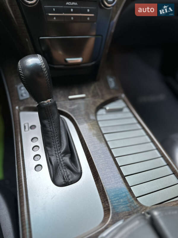 Позашляховик / Кросовер Acura MDX 2012 в Стрию