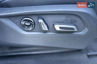 Внедорожник / Кроссовер Acura MDX 2022 в 