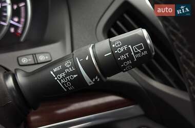 Позашляховик / Кросовер Acura MDX 2014 в 