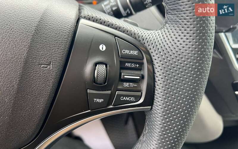 Позашляховик / Кросовер Acura MDX 2016 в Івано-Франківську