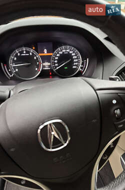 Позашляховик / Кросовер Acura MDX 2016 в 