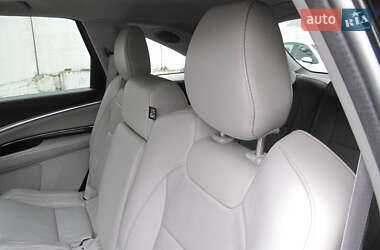 Позашляховик / Кросовер Acura MDX 2014 в  фото 21 Позашляховик / Кросовер Acura MDX 2014 в