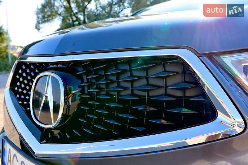 Внедорожник / Кроссовер Acura MDX 2017 в Луцке