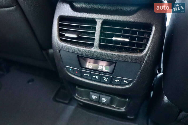 Внедорожник / Кроссовер Acura MDX 2017 в Луцке