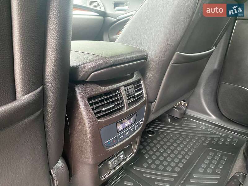 Позашляховик / Кросовер Acura MDX 2017 в Києві