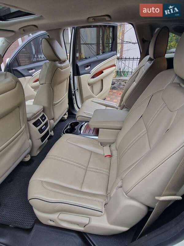 Позашляховик / Кросовер Acura MDX 2017 в Катеринопілі