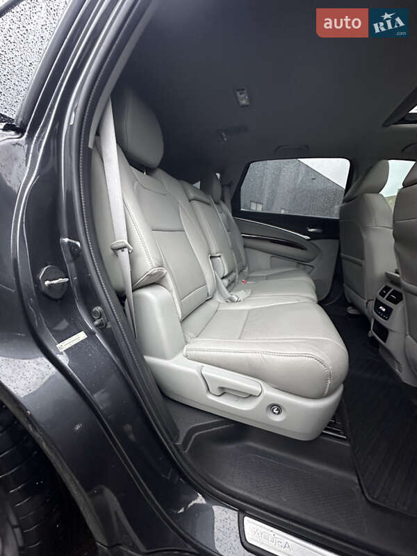 Позашляховик / Кросовер Acura MDX 2016 в Києві