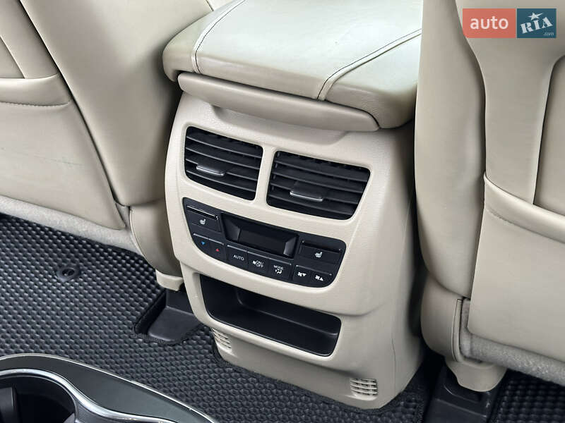 Позашляховик / Кросовер Acura MDX 2017 в Одесі