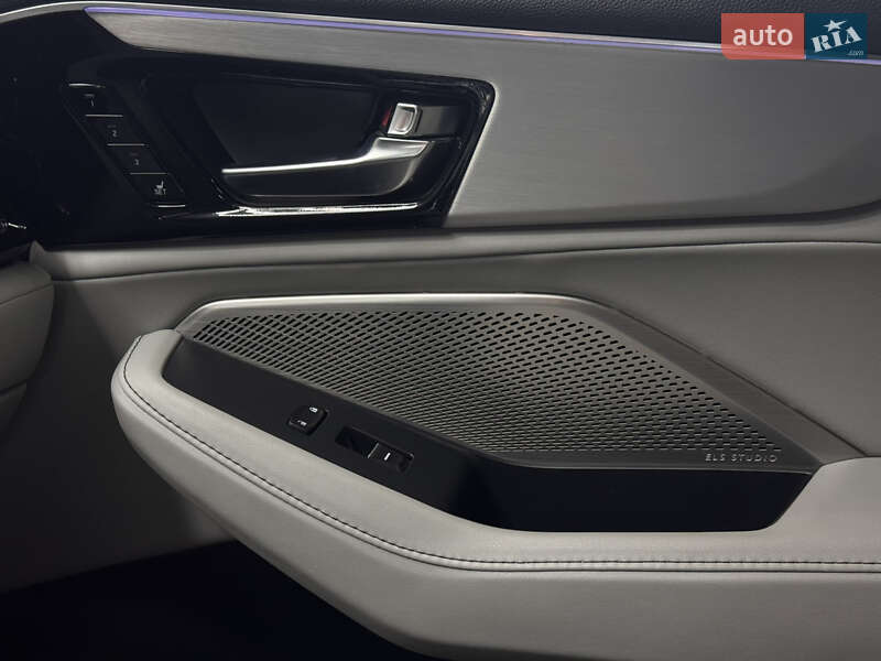 Внедорожник / Кроссовер Acura MDX 2023 в Киеве