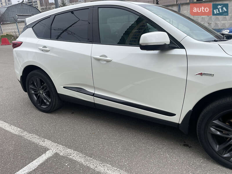 Внедорожник / Кроссовер Acura RDX 2018 в Киеве