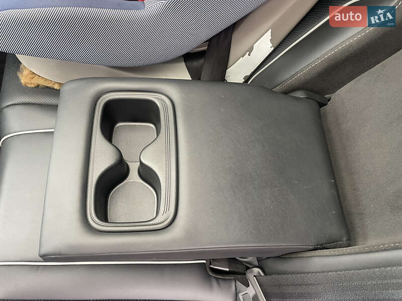 Внедорожник / Кроссовер Acura RDX 2018 в Киеве