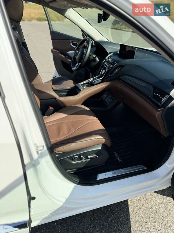 Внедорожник / Кроссовер Acura RDX 2020 в Киеве