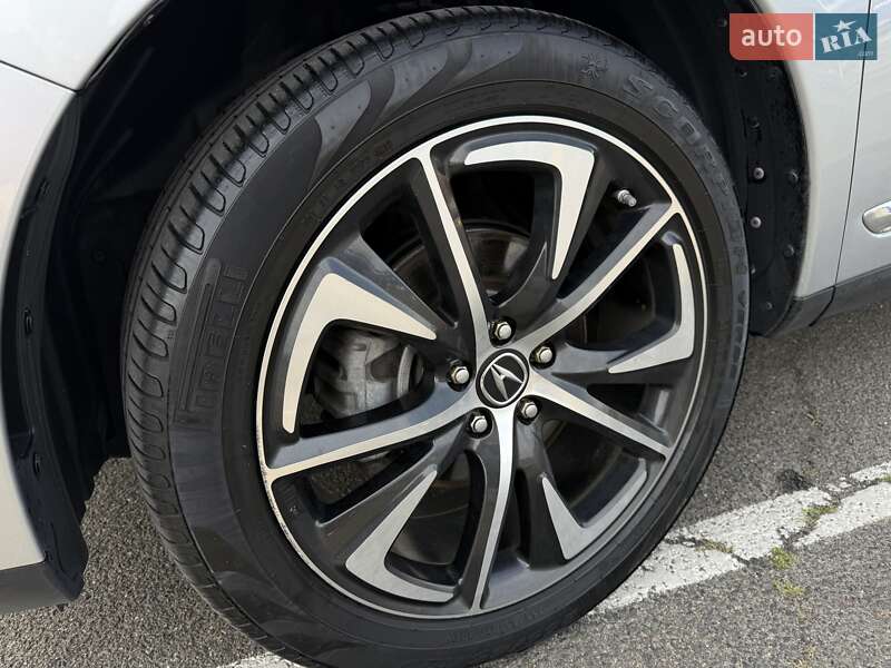 Внедорожник / Кроссовер Acura RDX 2018 в Киеве
