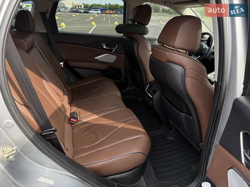 Внедорожник / Кроссовер Acura RDX 2018 в Киеве