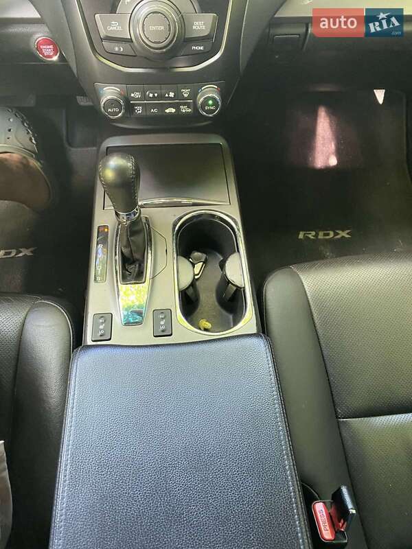 Позашляховик / Кросовер Acura RDX 2014 в Черкасах
