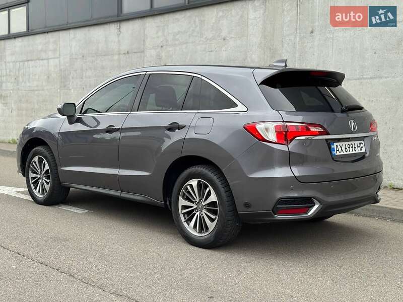 Внедорожник / Кроссовер Acura RDX 2016 в Киеве
