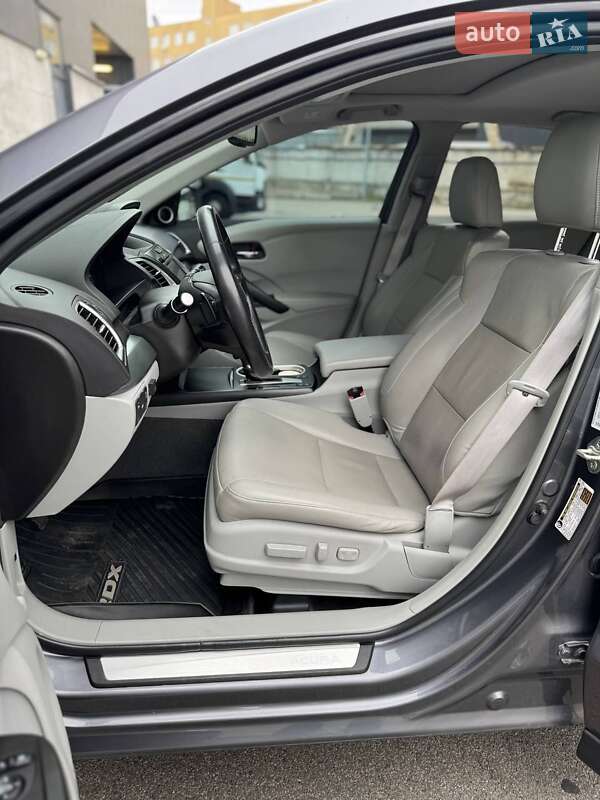 Внедорожник / Кроссовер Acura RDX 2016 в Киеве