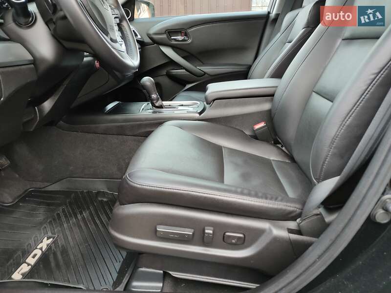 Внедорожник / Кроссовер Acura RDX 2017 в Киеве