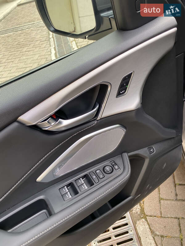 Позашляховик / Кросовер Acura RDX 2024 в Києві