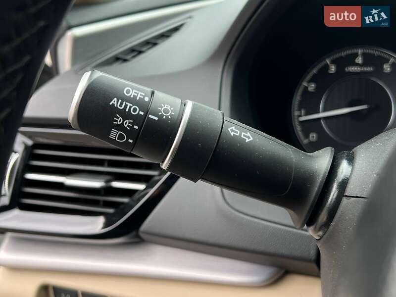 Внедорожник / Кроссовер Acura RDX 2019 в Киеве