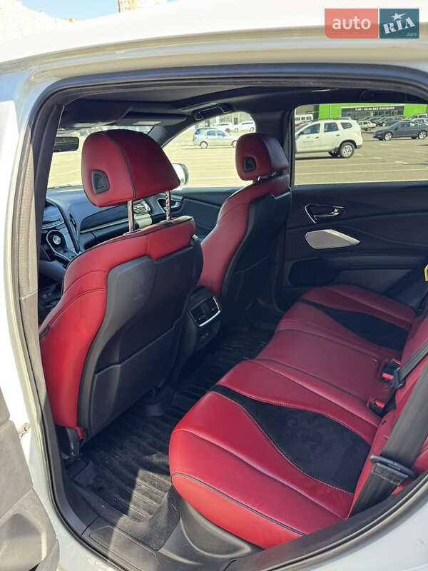 Внедорожник / Кроссовер Acura RDX 2018 в Киеве