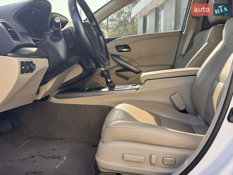 Внедорожник / Кроссовер Acura RDX 2013 в Киеве