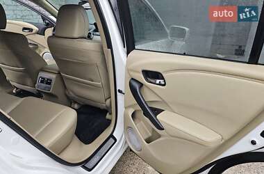 Позашляховик / Кросовер Acura RDX 2016 в 