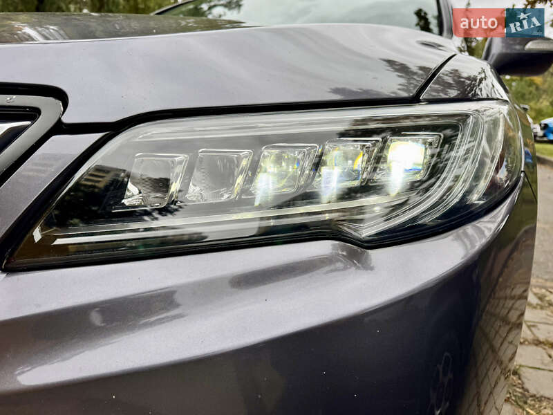 Позашляховик / Кросовер Acura RDX 2016 в Києві
