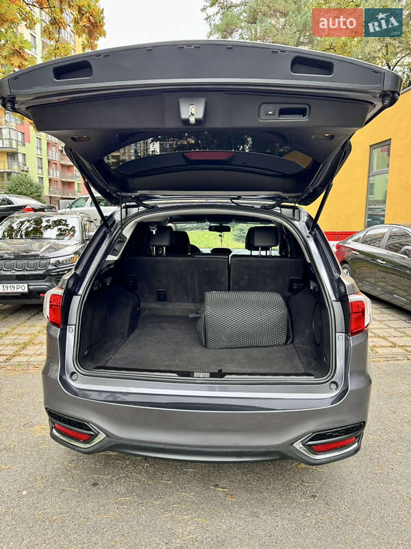 Позашляховик / Кросовер Acura RDX 2016 в Києві