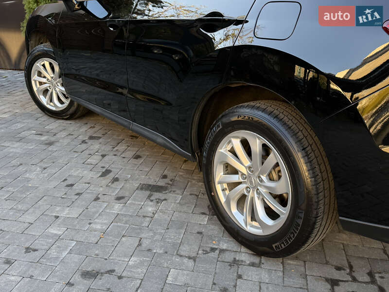 Позашляховик / Кросовер Acura RDX 2017 в Києві