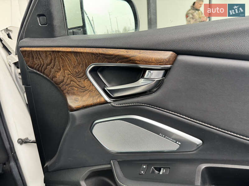 Внедорожник / Кроссовер Acura RDX 2019 в Киеве