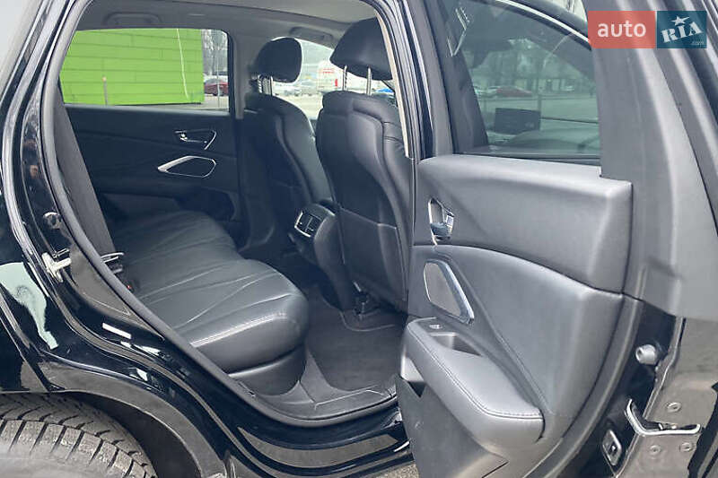 Позашляховик / Кросовер Acura RDX 2019 в Києві