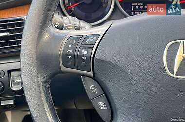 Седан Acura RL 2005 в 