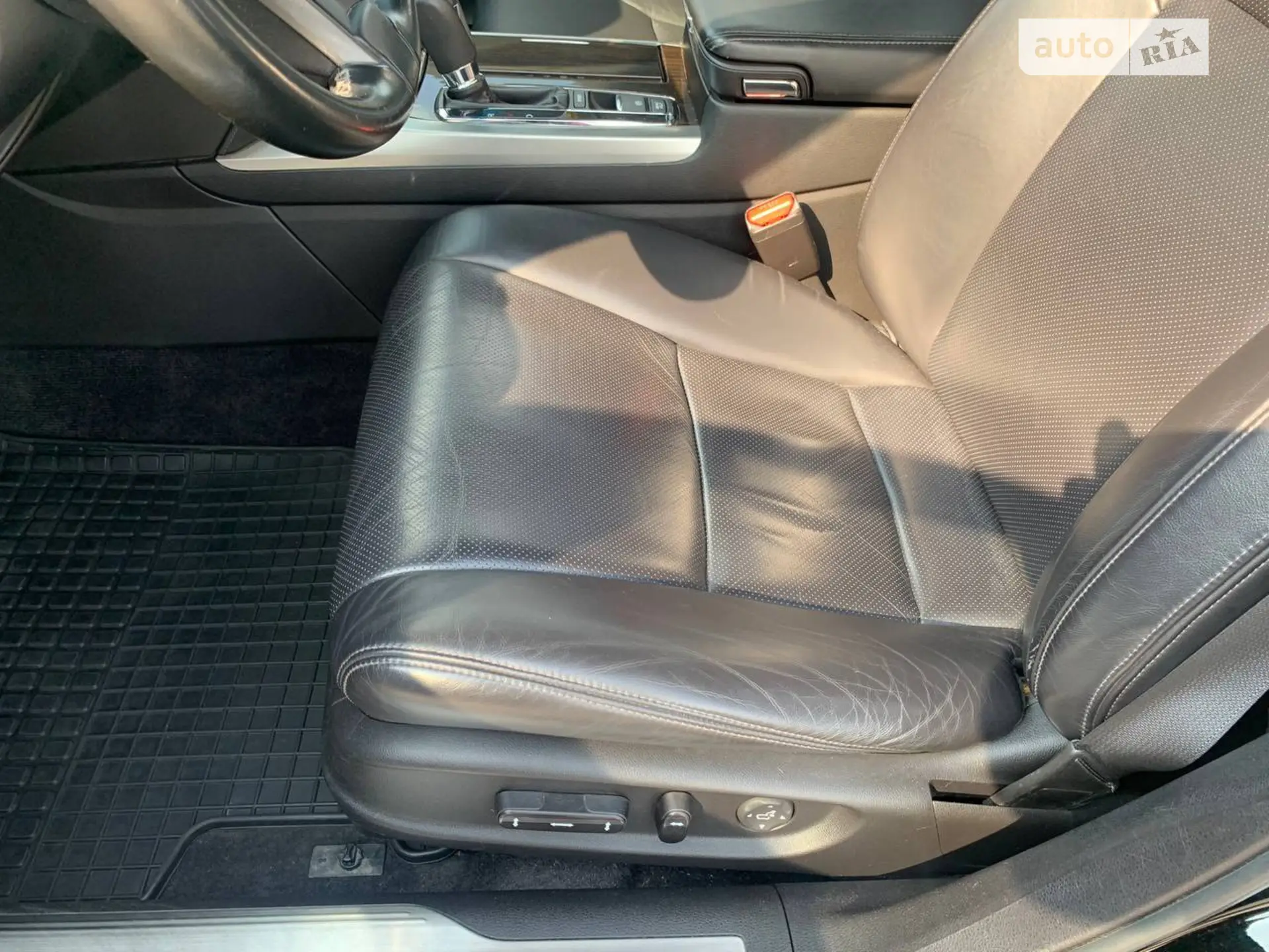 2013 Acura RLX - мініатюра 22